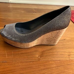 Stuart Weitzman beautiful glitter wedge pump - hardly worn in size 8 1/2
